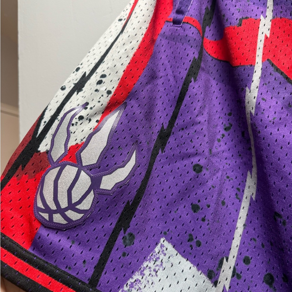 Vince Carter Toronto Raptors 1998-99 Purple Swingman Player Jersey & Pants Set - Picture 13 of 16
